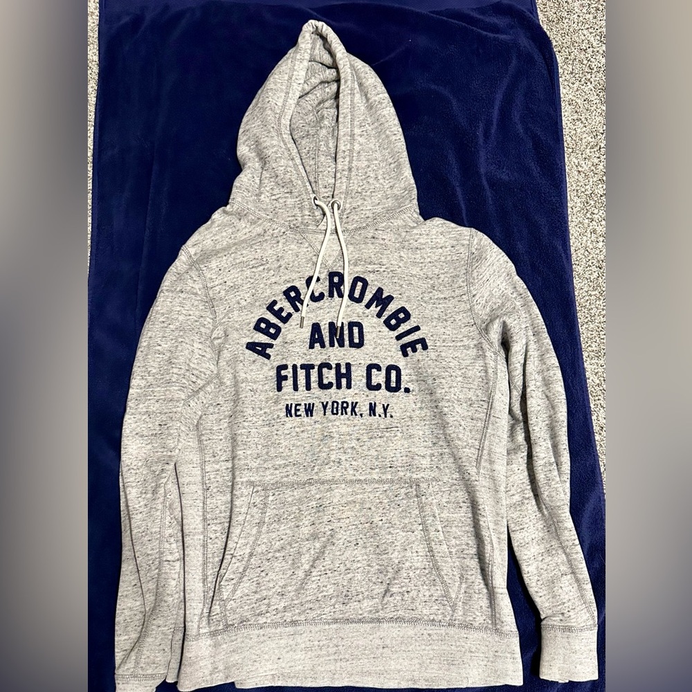 Medium Abercrombie and Fitch Sweatshirt Grey